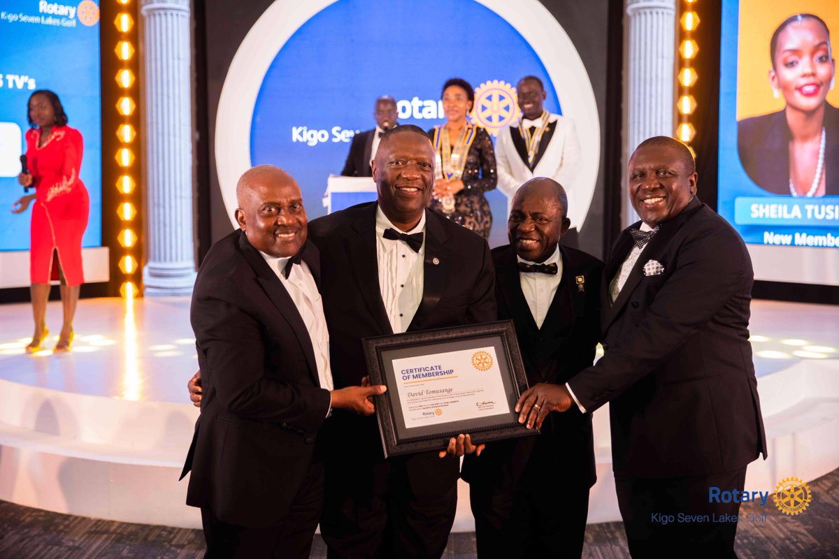 The event brought together over 400 Rotarians, business leaders, and distinguished guests from both <a href="/rotaryd9213/">Rotary District 9213</a> and <a href="/rotaryd9214/">RotaryDistrict9214</a> a testament to the power of Rotary to connect leaders, build friendships, and inspire service above self.