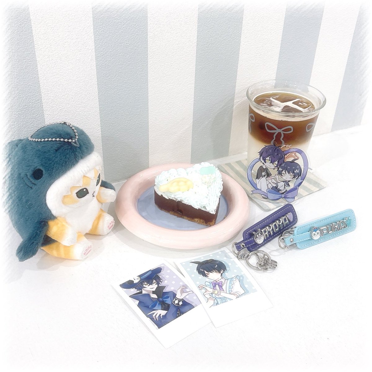 m3eyk_'s tweet image. #高生宅写真部  #なかお屋 

             🐇🦈.⋆𝜗𝜚.†⋆
.