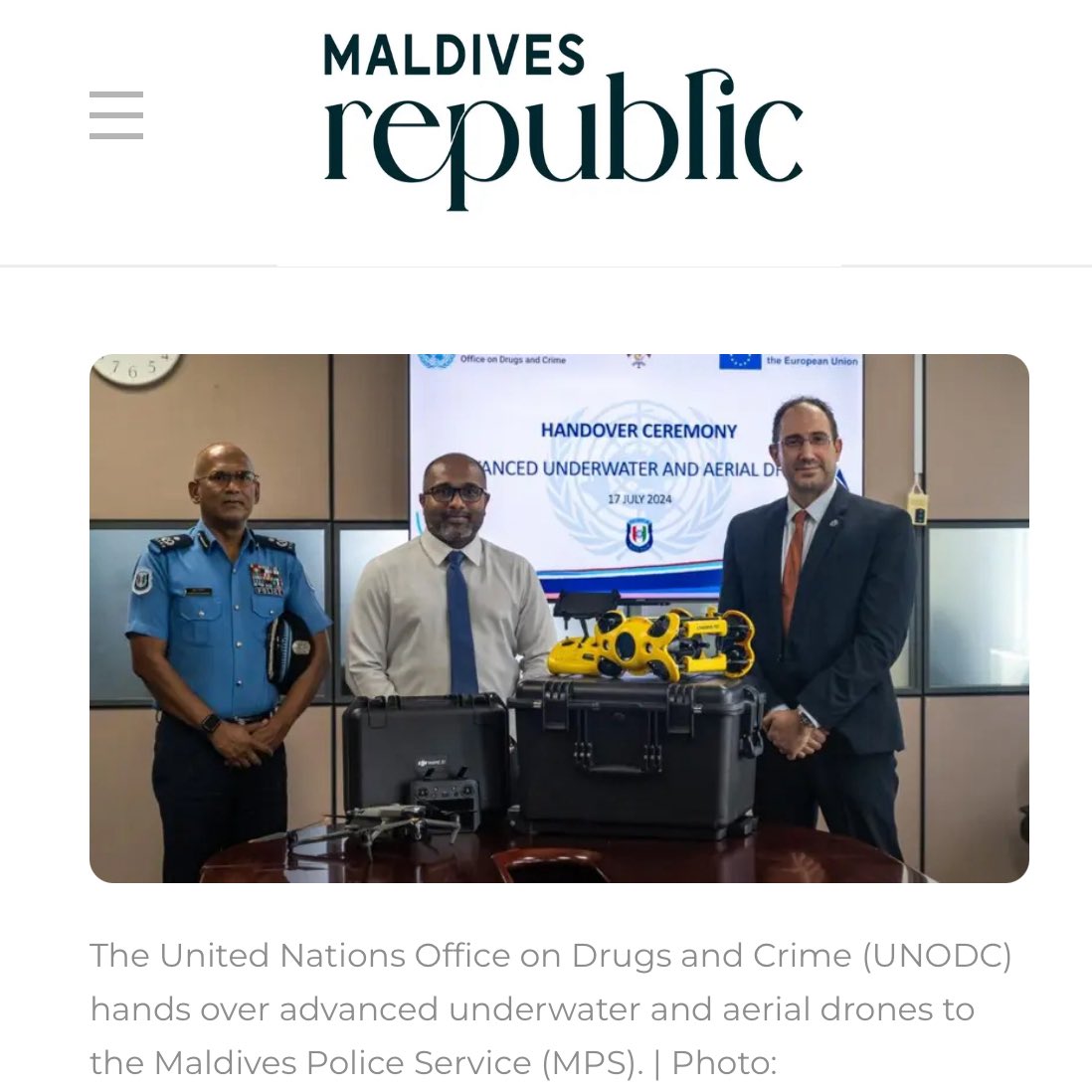 Hassan Kurusee (@hkurusee) on Twitter photo Appathurey’s wins:
🔹CCTV room - mega project.
🔹Juvenile detention centre - mega project and he’s also celebrating locking kids up.
🔹Last year he held a ceremony to receive a small drone (available on Amazon too).
This guy <a href="/min_mohst/">Minister of Homeland Security & Technology</a> has no achievement to show. Desperate Appathurey’s wins:
🔹CCTV room - mega project.
🔹Juvenile detention centre - mega project and he’s also celebrating locking kids up.
🔹Last year he held a ceremony to receive a small drone (available on Amazon too).
This guy <a href="/min_mohst/">Minister of Homeland Security & Technology</a> has no achievement to show. Desperate