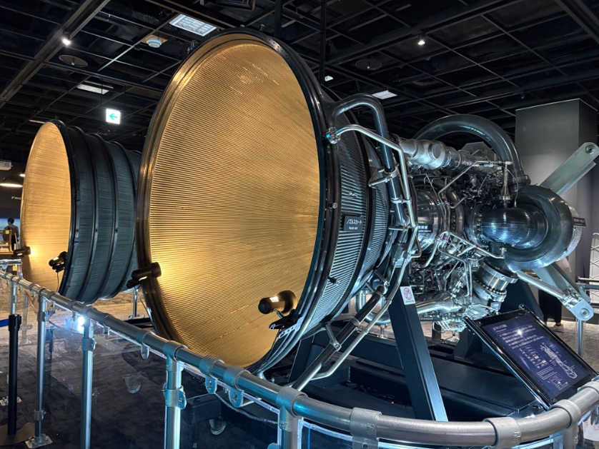 新品・未開封　タイムマシーン 映画「BACK TO THE FUTURE Part III」のクライマックスが蘇る