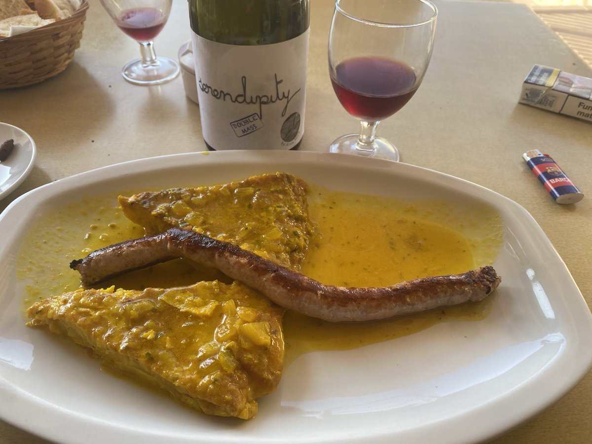 francescabad's tweet image. Un bon esmorzar de truita amb suc al bar Terra Alta, Corbera d’Ebre #TerraAlta#TerraEstimada