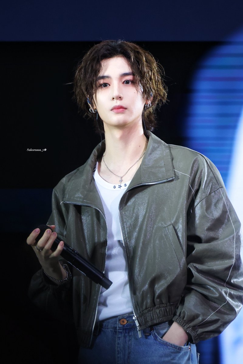250726

#BOYNEXTDOOR #보이넥스트도어 
 #LEEHAN #이한 #イハン