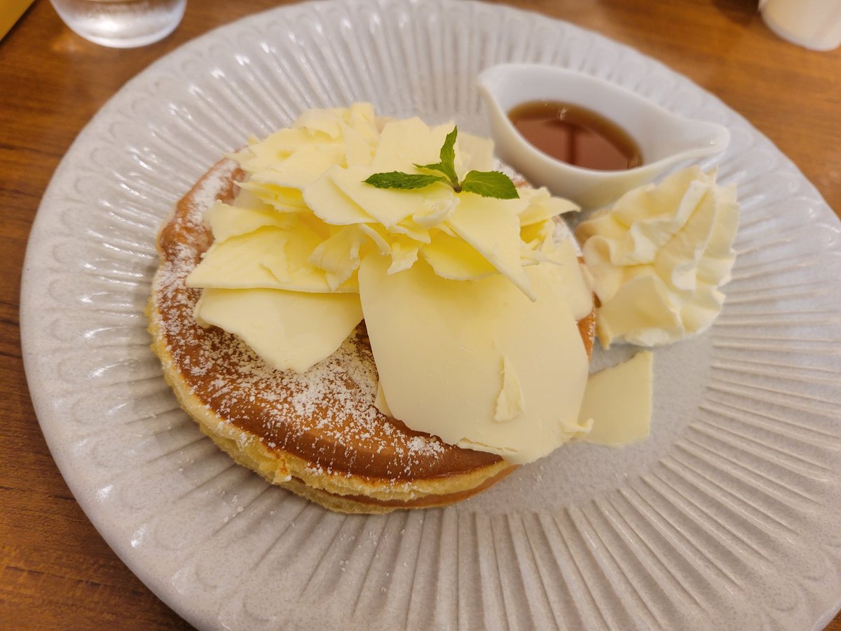 1930_ff14's tweet image. 今日食べたやつ🍴！！
パンケーキの削りバター美味すぎてもっかい食べたい🤤