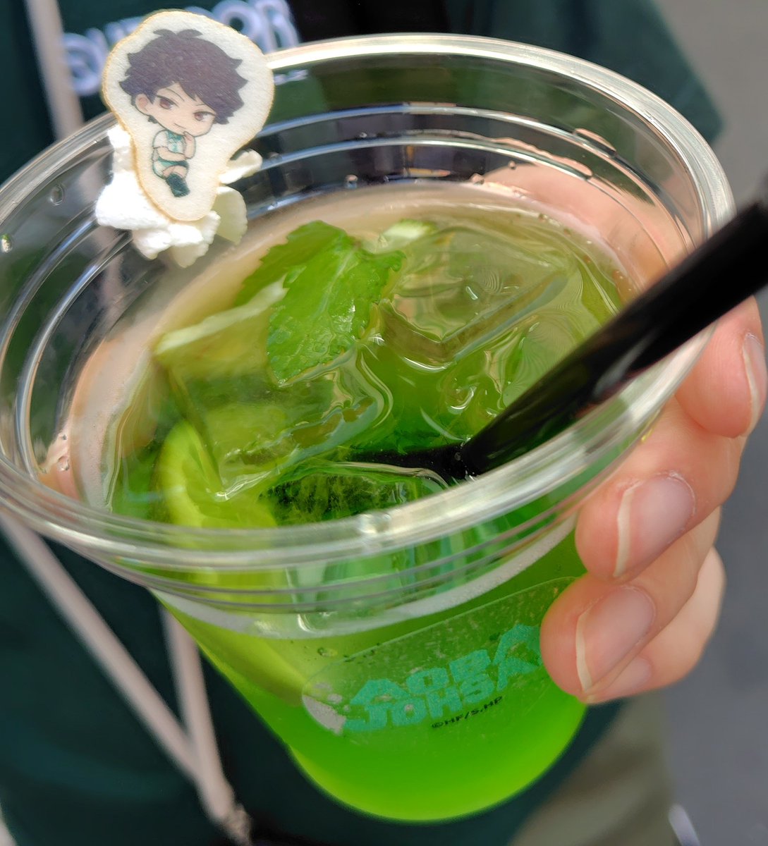 machikoarata's tweet photo. アニメイトカフェいってきた！
ハイキュー、息子が当選したのでグッズとドリンクは頼みましたw

コースター岩ちゃんきて嬉しい(´；ω；｀)山口、、、可愛すぎ。。。

暑かったが何とか無事に帰還。。 https://t.co/DiespexAQ8