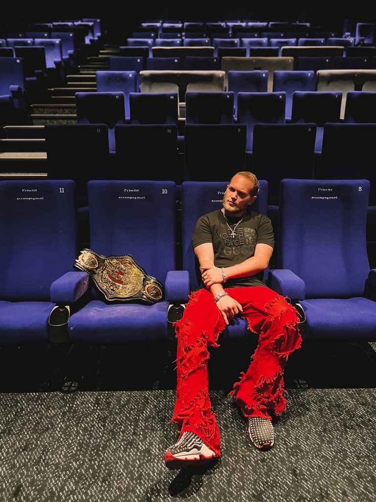 mbm_sweetboy's tweet image. 🍿CINEMA ❌ WRESTLING🤼‍♂️
Invité à la projection nationale d’un show qui fait entrer notre monde dans une nouvelle dimension 🎥

• Merci #megarama_france •