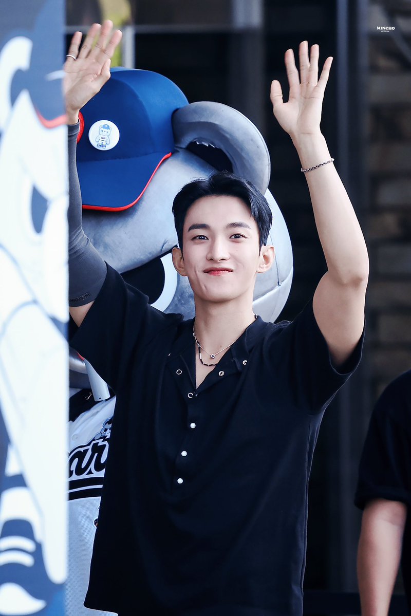 ho5hiii_kwon17's tweet image. CARATs and Cuties! Drop the tags and be loud for our Dokyeomie! โพ๏ธ๐ค
PITCHER DOKYEOM IS BACK
#DKBackForDoosan
#์น์๋ก๋์์จ_๋์ฐ์๊ตฌ_์ด๋๊ฒธ