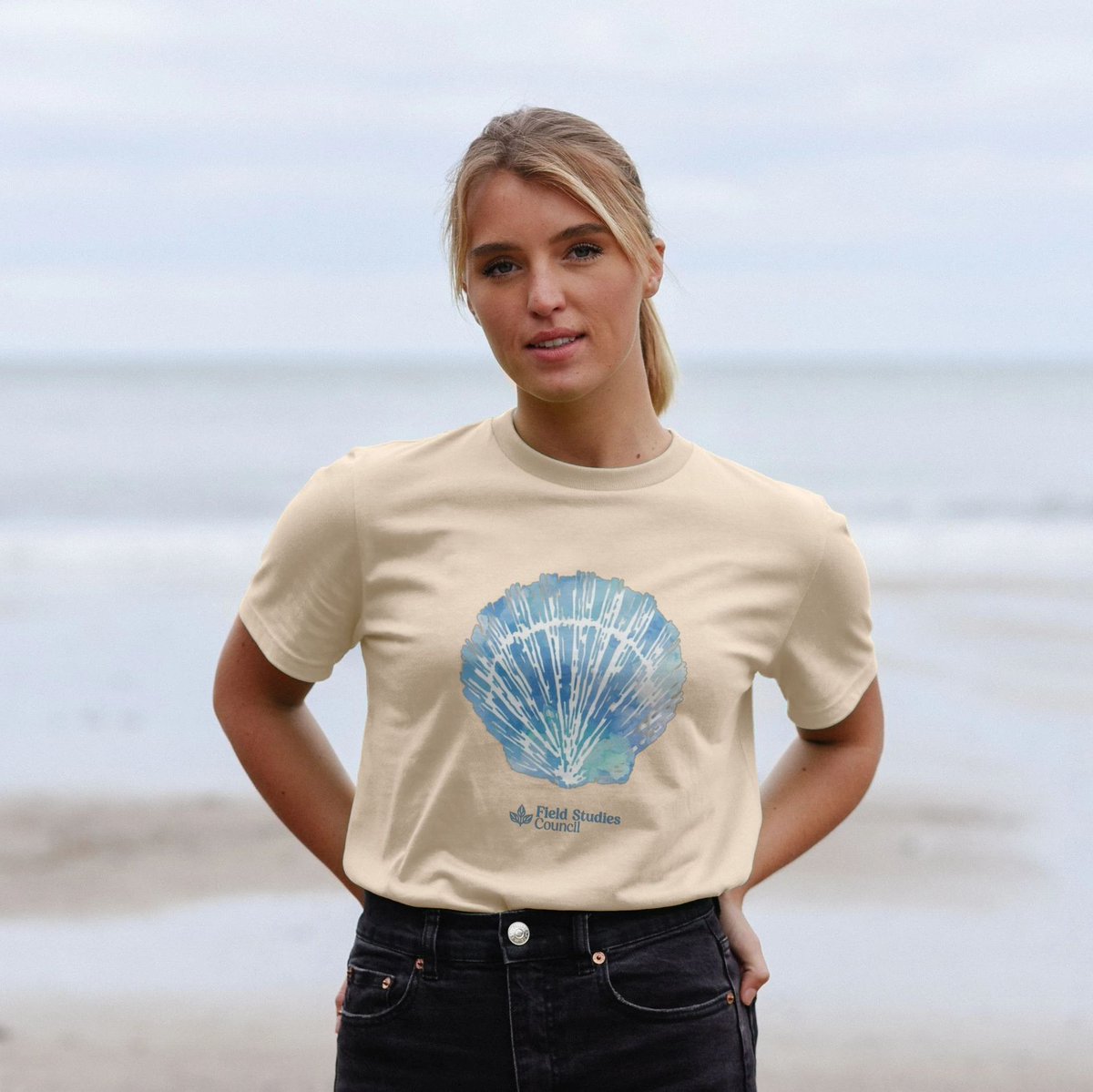 FieldStudiesC's tweet image. Our oceans are full of wonder, and worth protecting. 🐳🐚
To mark the beginning of National Marine Week, we’ve launched a new collection of eco t-shirts inspired by sealife.
Featuring 3 new designs, each piece is made with sustainable materials by Teemill, so you can wear your…