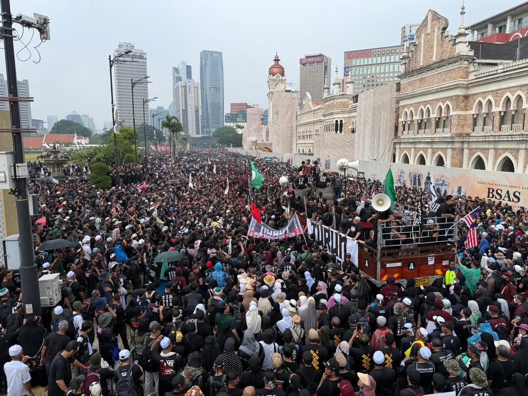 #TurunAnwar

📸 Malaysia Sin Chew Daily