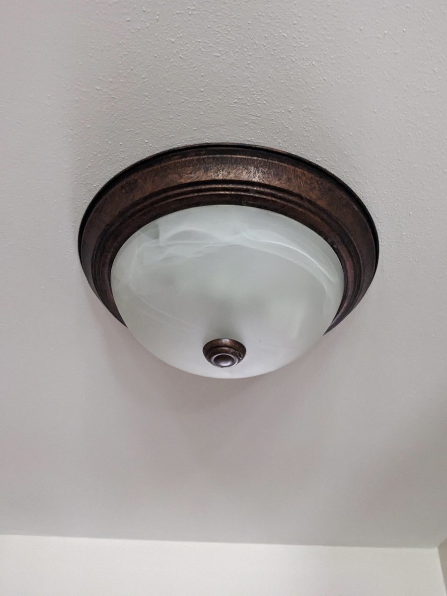 can’t see any porn because of the new uk law so i gotta jerk it to the ceiling titty