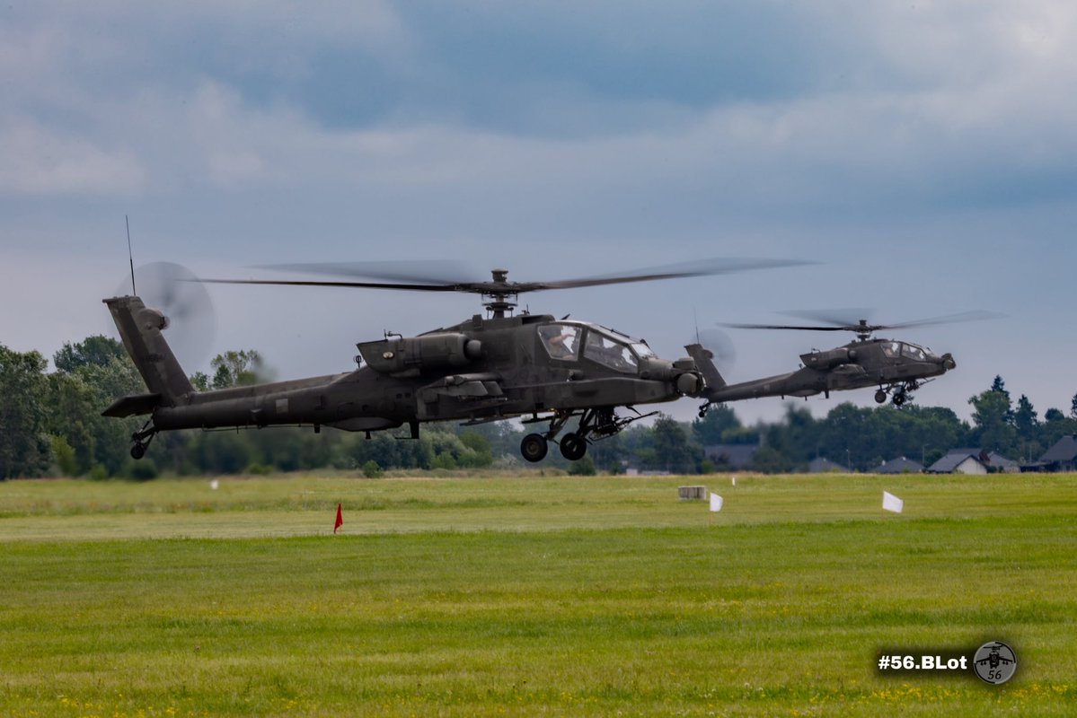 TheFuriousFafik's tweet image. 25 lipca zakończyło się szkolenie "Transition Echo to Delta" pierwszych polskich pilotów śmigłowców szturmowych AH-64D. Jak sama nazwa wskazuje szkolenie miało na celu zaznajomić pilotów przeszkolonych na AH-64E z różnicami występującymi na nowym (dla nich) typie śmigłowca jakim…