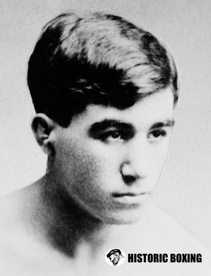 BoxerJoeGrim's tweet image. Johnny Dundee won the world featherweight crown #OnThisDay in 1923 with a 15-round points win over Eugene Criqui at the Polo Grounds in New York.