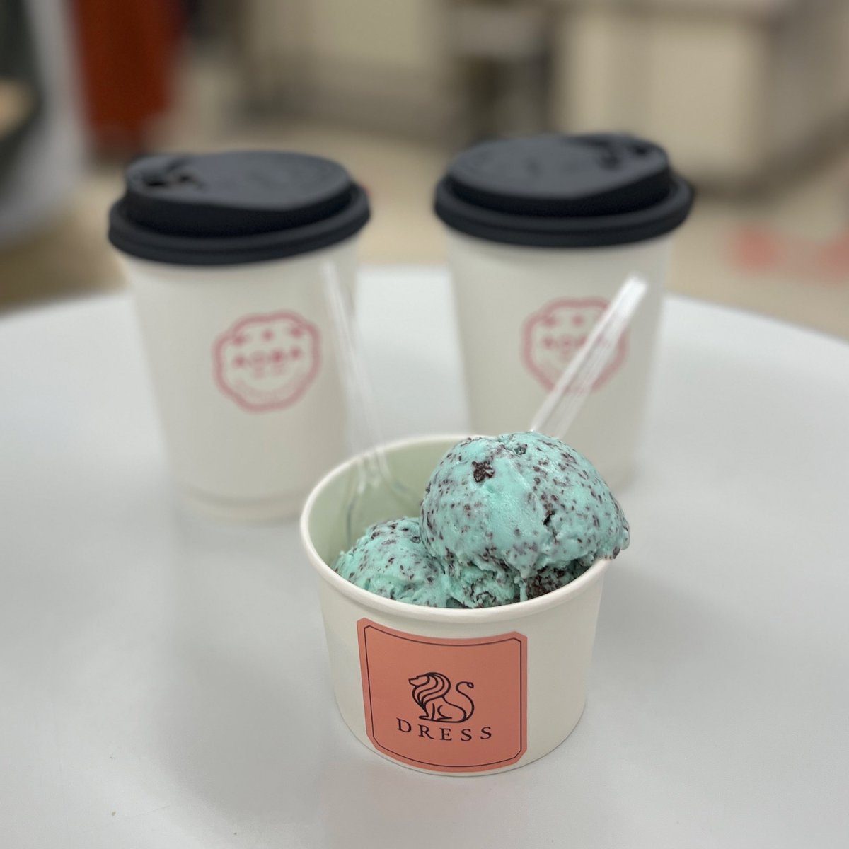 memimimeme's tweet image. 夏には夏の幸せが🍨🤍