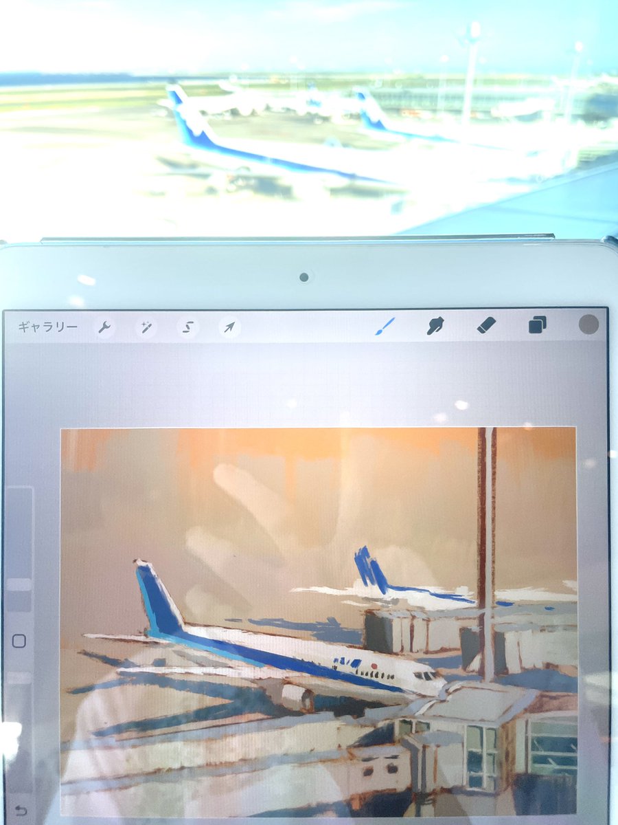 pentahoshi's tweet image. どんどん飛行機が飛び去っていく…