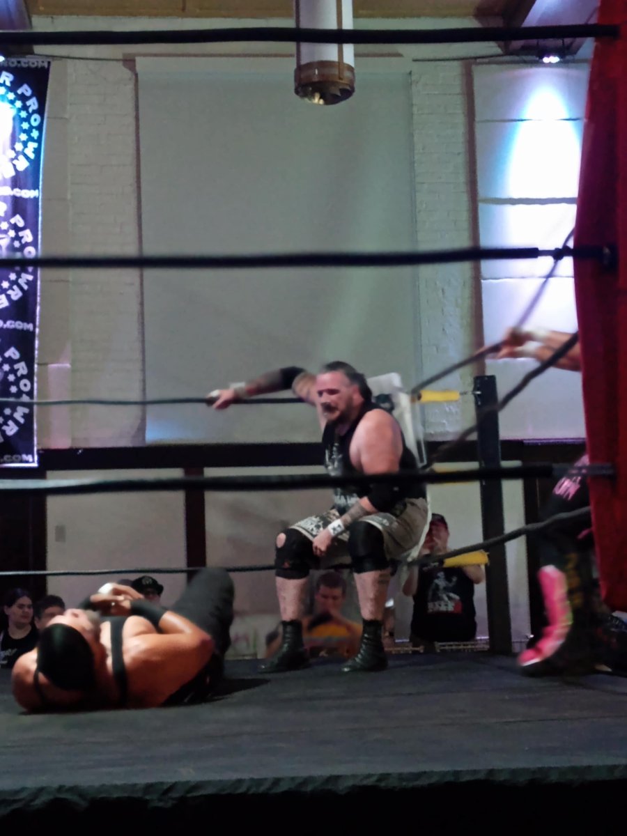 JosephMueller's tweet image. Always an epic & wild night at the @MatWarPro @BrickSavage7 & @1called_manders tear it down in the main event, the 1st successful title defense, sets up showdown with @EndseekerLeon next! #TransmissionZero