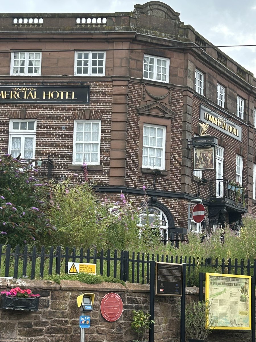 yuan_pablo321's tweet image. It’s Saturday..get to the boozer..it’s the law..@VinnieSull1van @@Britains___Pubs