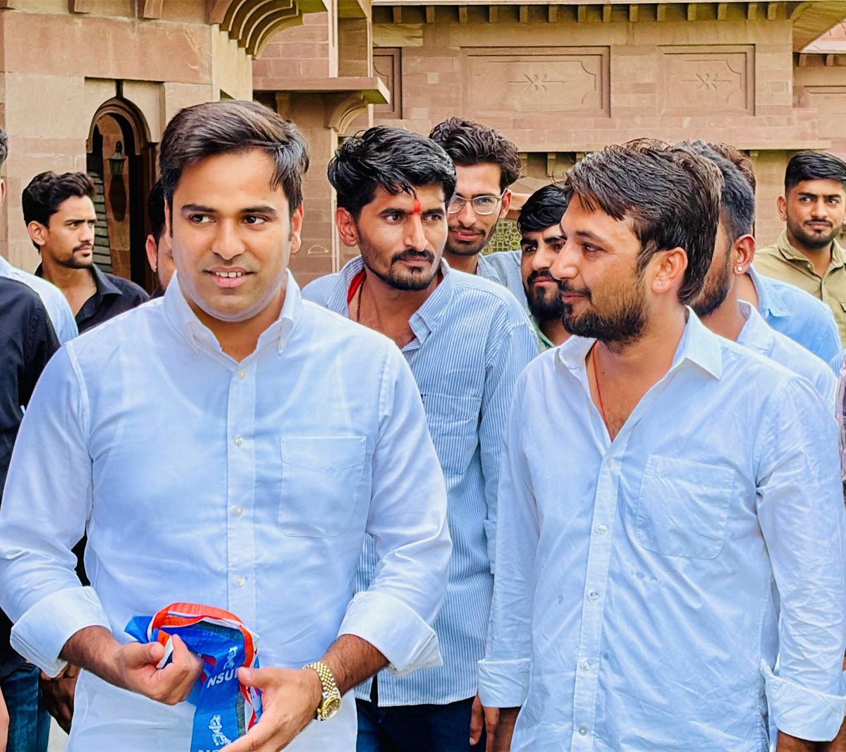 PEERA_RAM_DUDI's tweet image. भाई मनिष बिश्नोई जी को जोधपुर ग्रामीण के NSUI जिला अध्यक्ष बनने पर हार्दिक बधाई 🌺
@ManishNSUI__