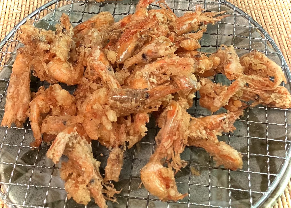 mmako111's tweet image. #おうちごはん 

はまちのお刺身

芝海老の天ぷら

鶏そぼろと焼きナスと焼きピーマン、茹でオクラ、茗荷、大葉入りの冷やしそうめん