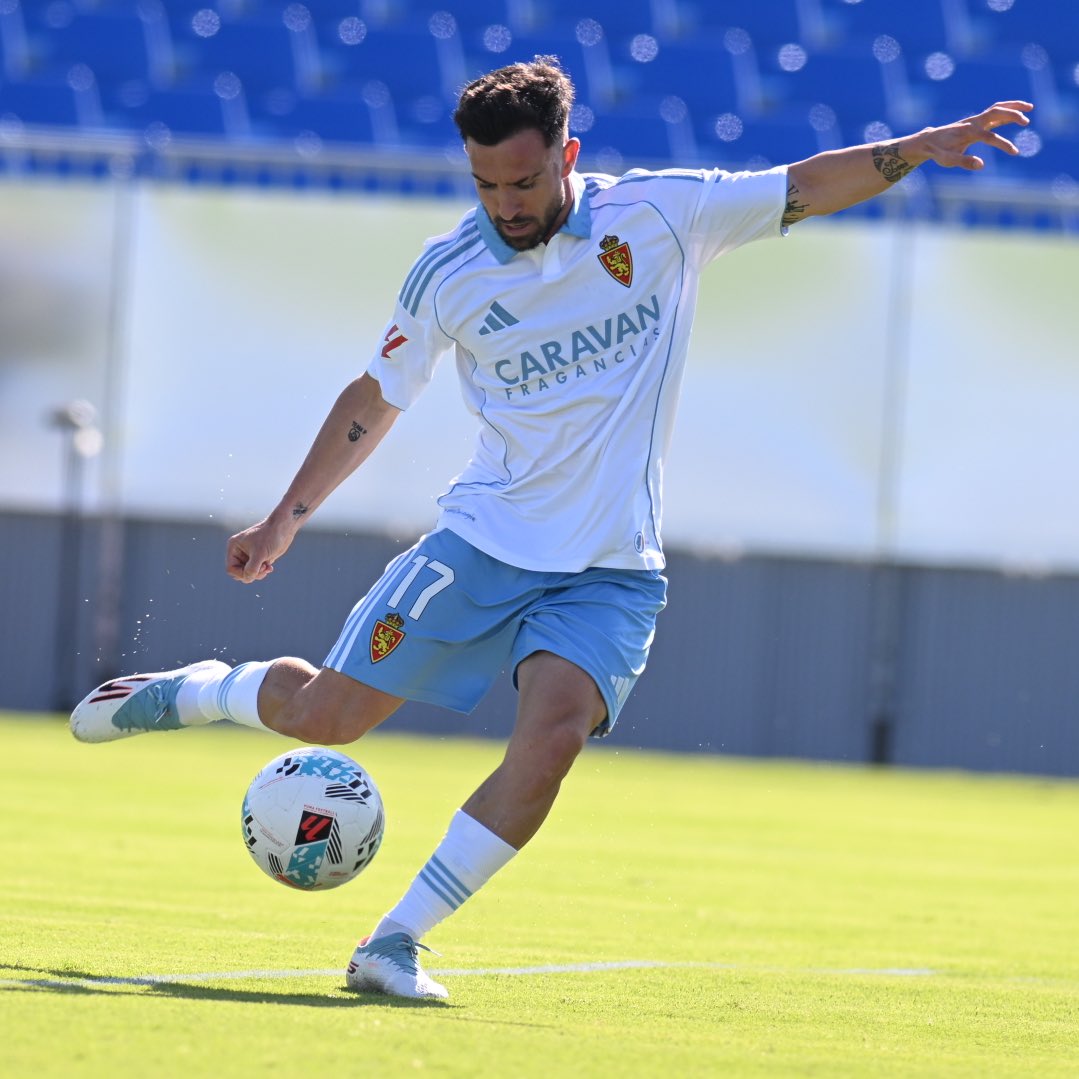 RealZaragoza's tweet image. 54’ ⏱️ | 6️⃣➖0️⃣

⚽️ 𝑮𝑶𝑳 de 𝑺𝑬𝑩𝑨𝑺 𝑴𝑶𝒀𝑨𝑵𝑶 ⚽️

Segundo tanto de Sebas tras volver a aprovechar un rechace en el área