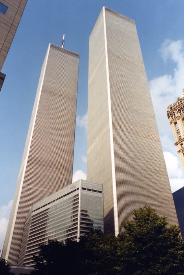 Sikkim76's tweet image. Title: The Last Ride: A 9/11 Story of Courage and Connection
It was a crisp, clear September morning in 2001. New York City stirred under a flawless blue sky—the kind of morning that felt almost too perfect.
Across the East River in Brooklyn, Carlos Mendoza, 28, a yellow cab…