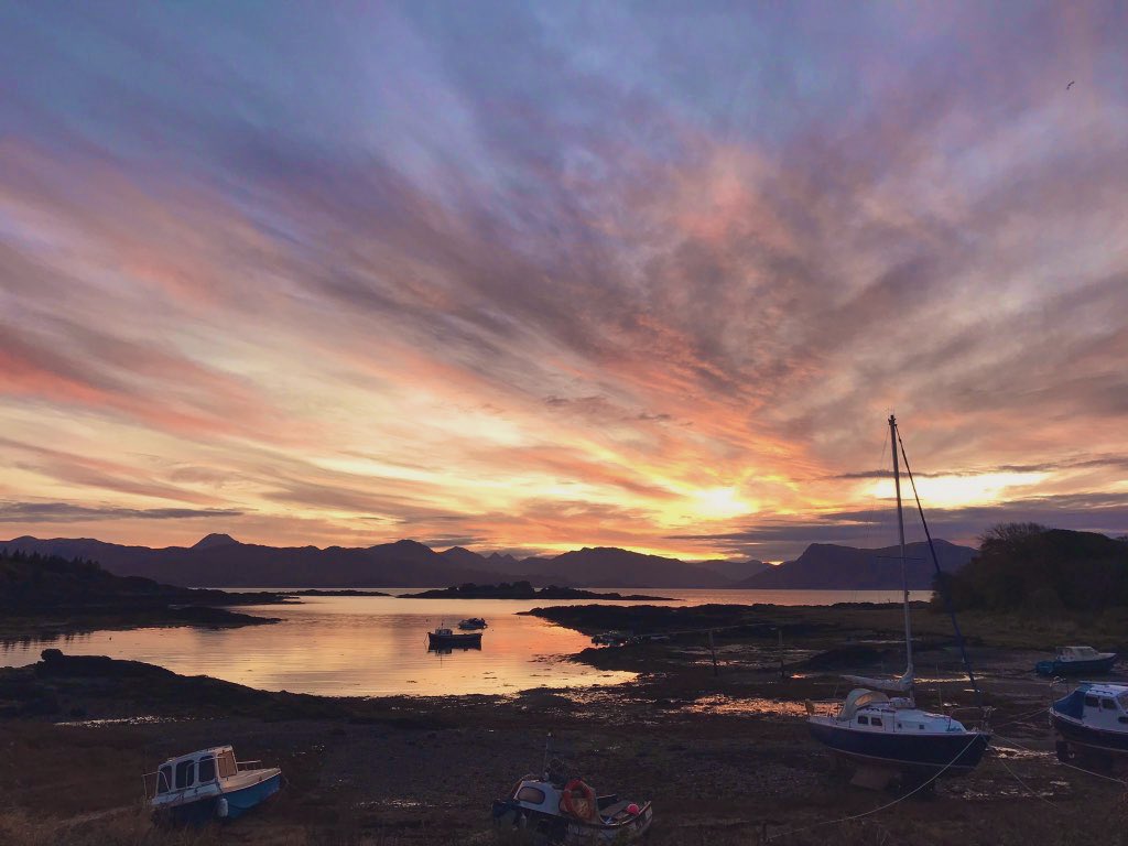 James MacInnes (@macinnesplant) on Twitter photo Ardvasar Bay sunrise - Isle of Skye #Scotland 🏴 <a href="/VisitScotland/">VisitScotland</a> <a href="/SeanBattyTV/">Sean Batty</a> <a href="/bbcweather/">BBC Weather</a> <a href="/StormHour/">#StormHour</a> <a href="/ThePhotoHour/">#ThePhotoHour</a> Ardvasar Bay sunrise - Isle of Skye #Scotland 🏴 <a href="/VisitScotland/">VisitScotland</a> <a href="/SeanBattyTV/">Sean Batty</a> <a href="/bbcweather/">BBC Weather</a> <a href="/StormHour/">#StormHour</a> <a href="/ThePhotoHour/">#ThePhotoHour</a>