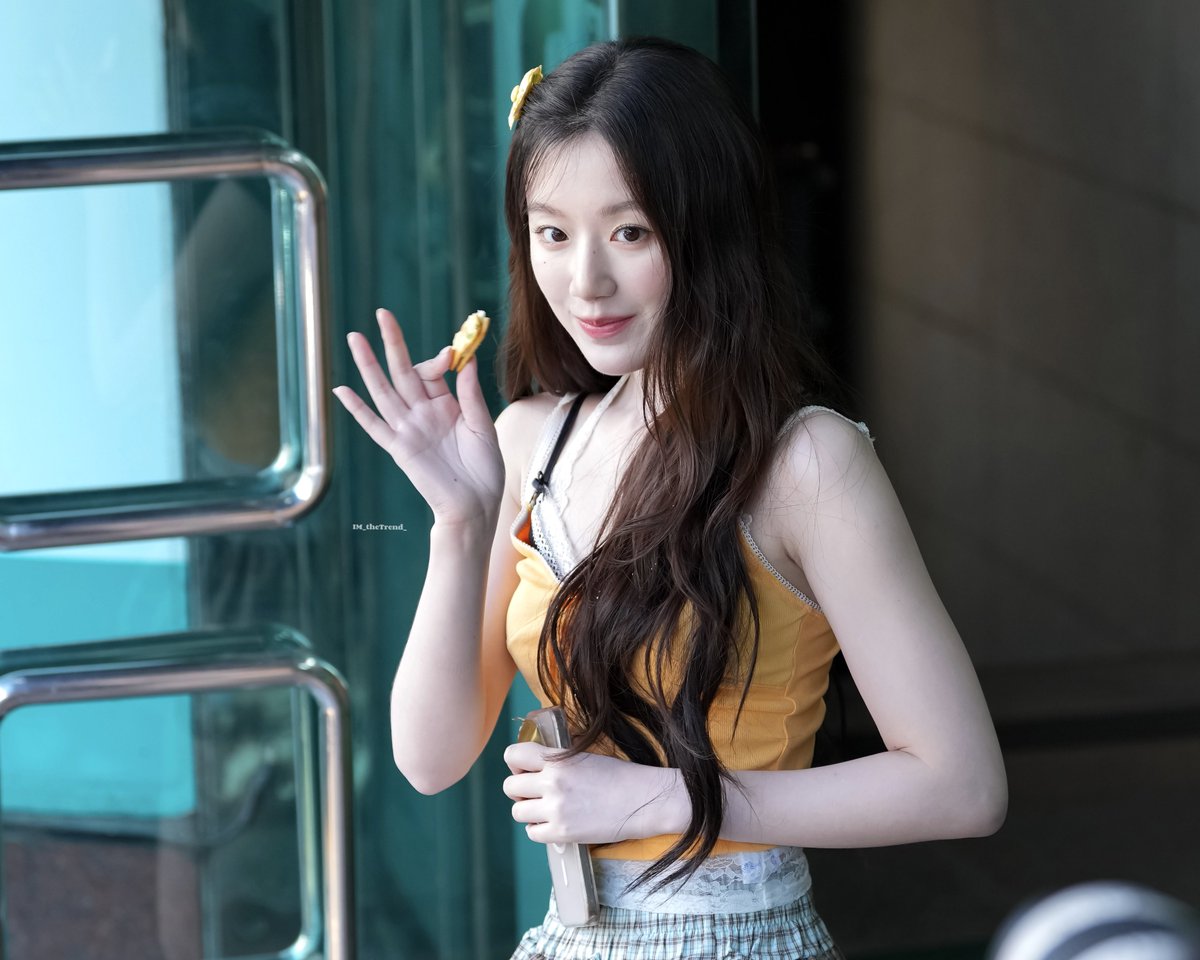 IM_theTrend_'s tweet image. 20250726 ํด๊ทผ
๐บ๐ฐ
#์์ด๋ค #IDLE #GIDLE
#MIYEON #๋ฏธ์ฐ
#SHUHUA #์ํ #่่ฏ