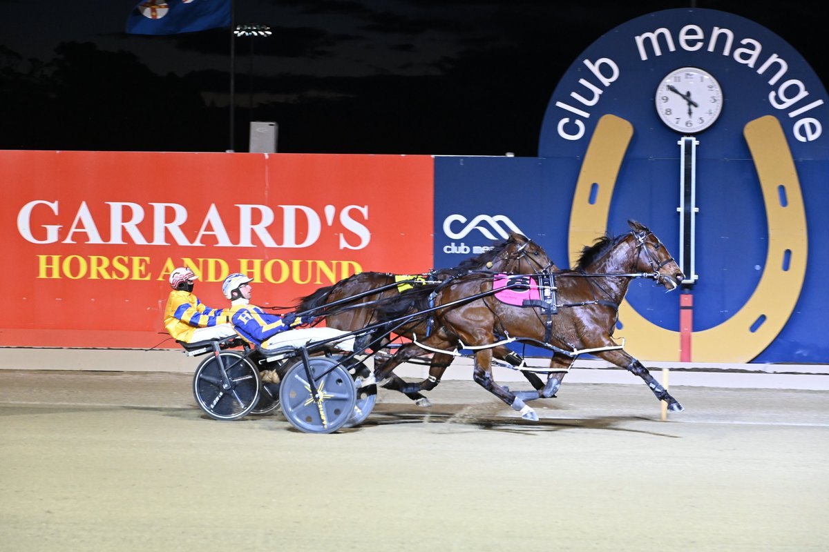 Club Menangle (@clubmenangle) on Twitter photo Miraculous NZ makes it three wins from his last four starts at Club Menangle.๐ฅ๐ฅ
Trained by <a href="/GrimsonJason/">Jason Grimson</a> and driven by Cameron Hart, the four-year-old gelding by Bettors Delight USA recorded a mile of 1.51.7.
#ClubMenangle Miraculous NZ makes it three wins from his last four starts at Club Menangle.๐ฅ๐ฅ
Trained by <a href="/GrimsonJason/">Jason Grimson</a> and driven by Cameron Hart, the four-year-old gelding by Bettors Delight USA recorded a mile of 1.51.7.
#ClubMenangle
