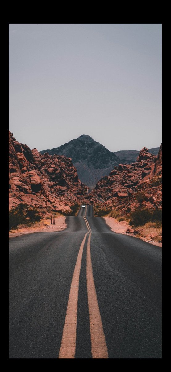 صحبة الكرام ترفع المقام 👍

   قال ​الحسن البصري​ رحمه الله: 

تواصلوا مع أصحابكم فالصاحب الوفيّ مصباح مضيء، قد لا تُدرك نُوره إلا إذا أظلمت بك الدنيا ..!! 
.
.
.
.
.
.