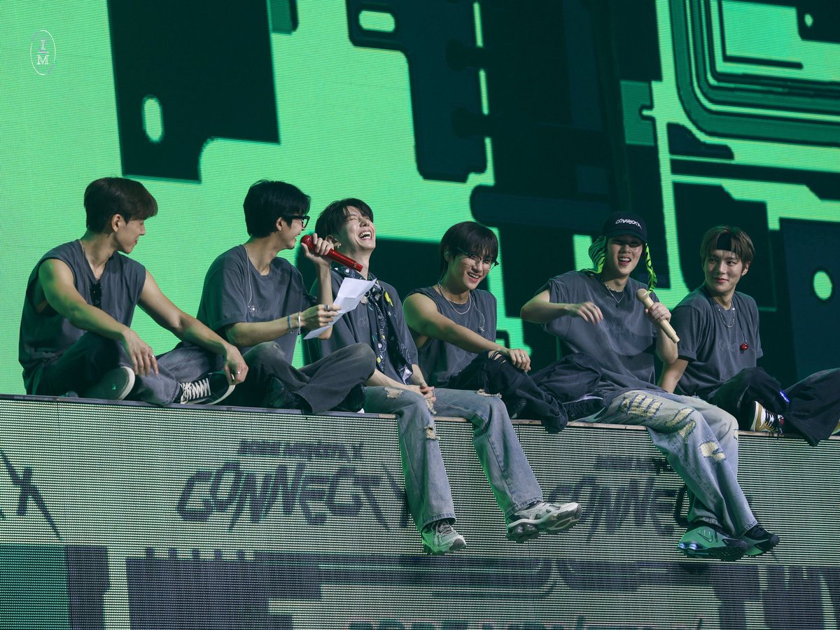 이 사진 진차 좋다,,
복닥한 사진 업데이트 된거 행복하네,,