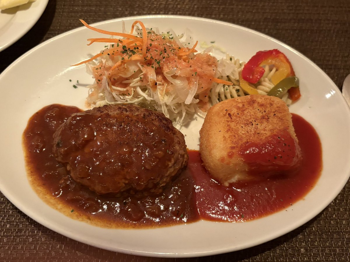 Haidacutlet's tweet image. ひるめしのやつ