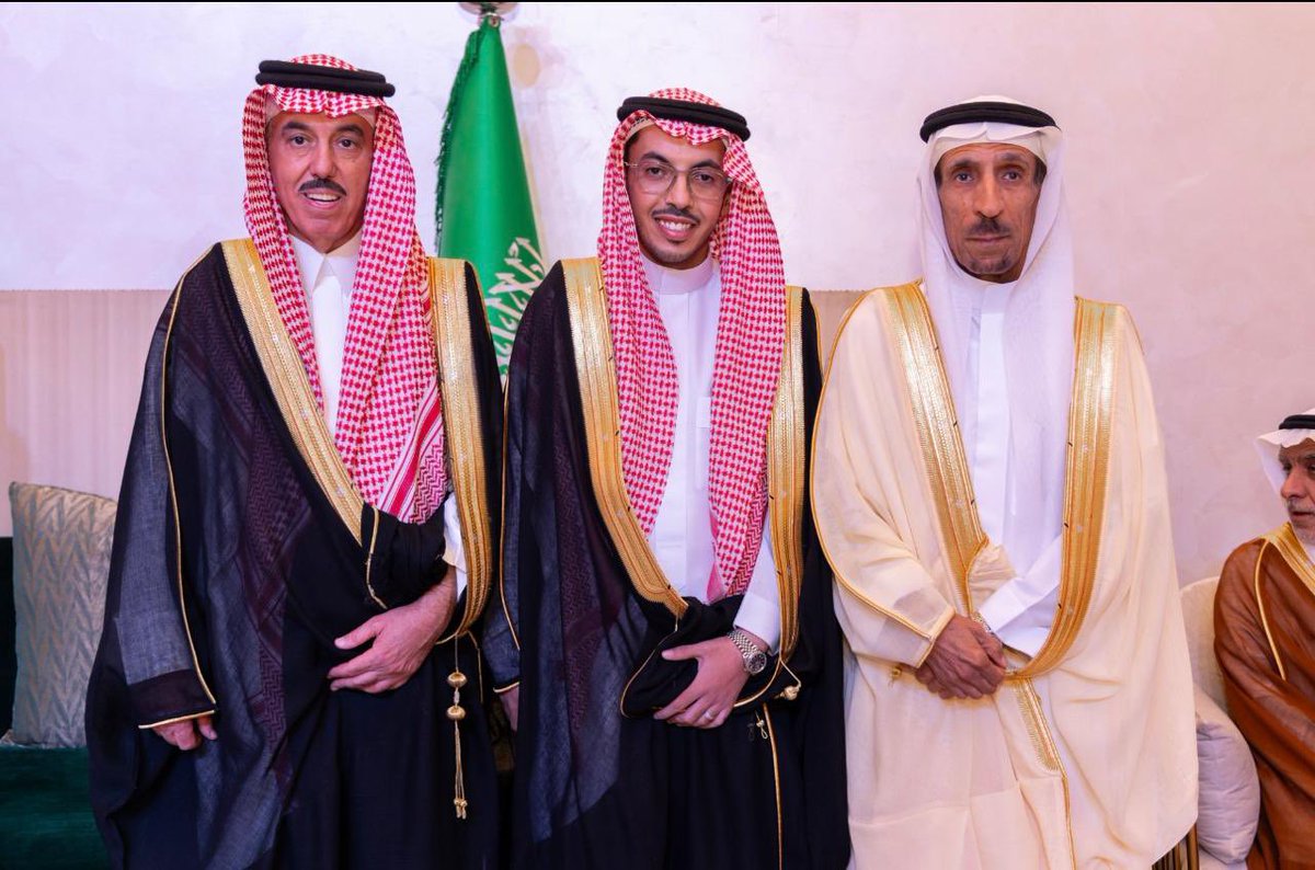 عائلة آل صالح tweet media