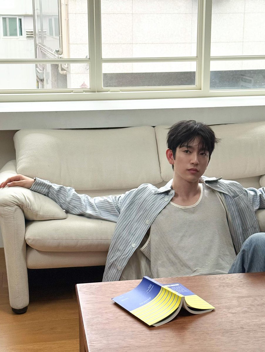 <녕스타그램 #미지의서울 #엘르>

instagram.com/p/DMkHPqez9-c

ෆ #PARKJINYOUNG #JINYOUNG #박진영 #진영