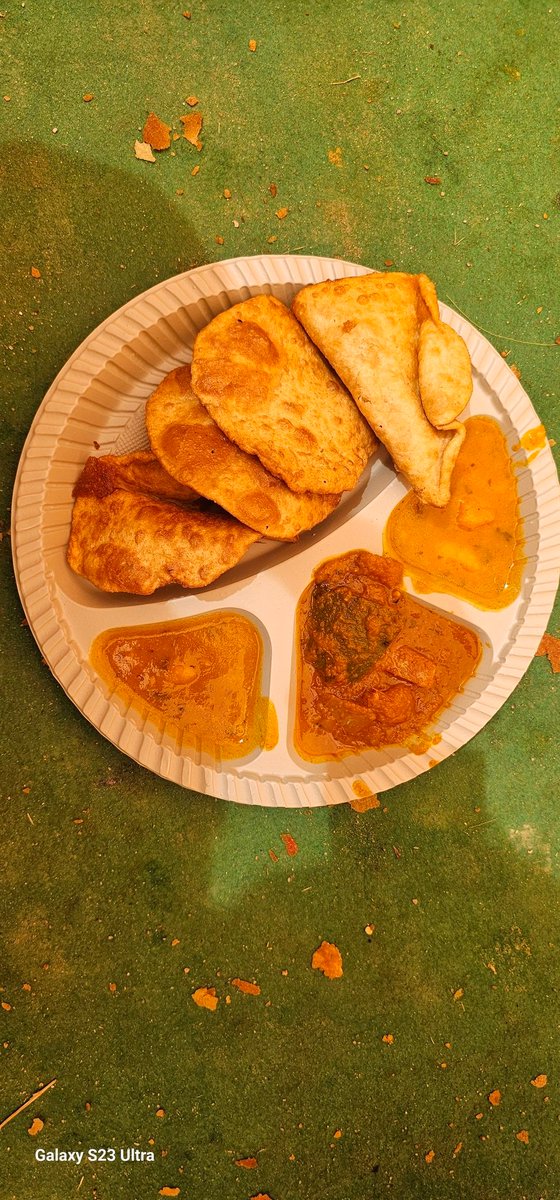 एक भक्त सबकुछ छोड़ देगा पर भंडारा नहीं 

जय बाबा की