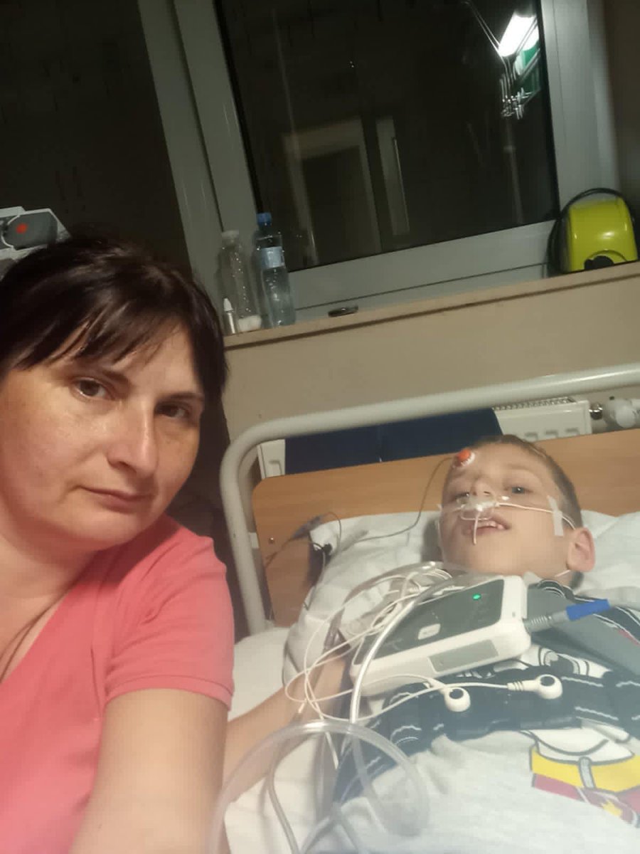 FanKorac's tweet image. Zamolili bih vas da podelite objavu za našeg sina Jakova.