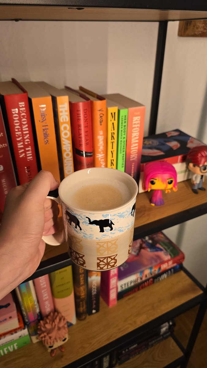 The_Agent_Neo's tweet image. Σήμερα το μενού έχει hot pumpkin spice latte μια που έχουμε 19 βαθμούς. Σας περιμένουμε