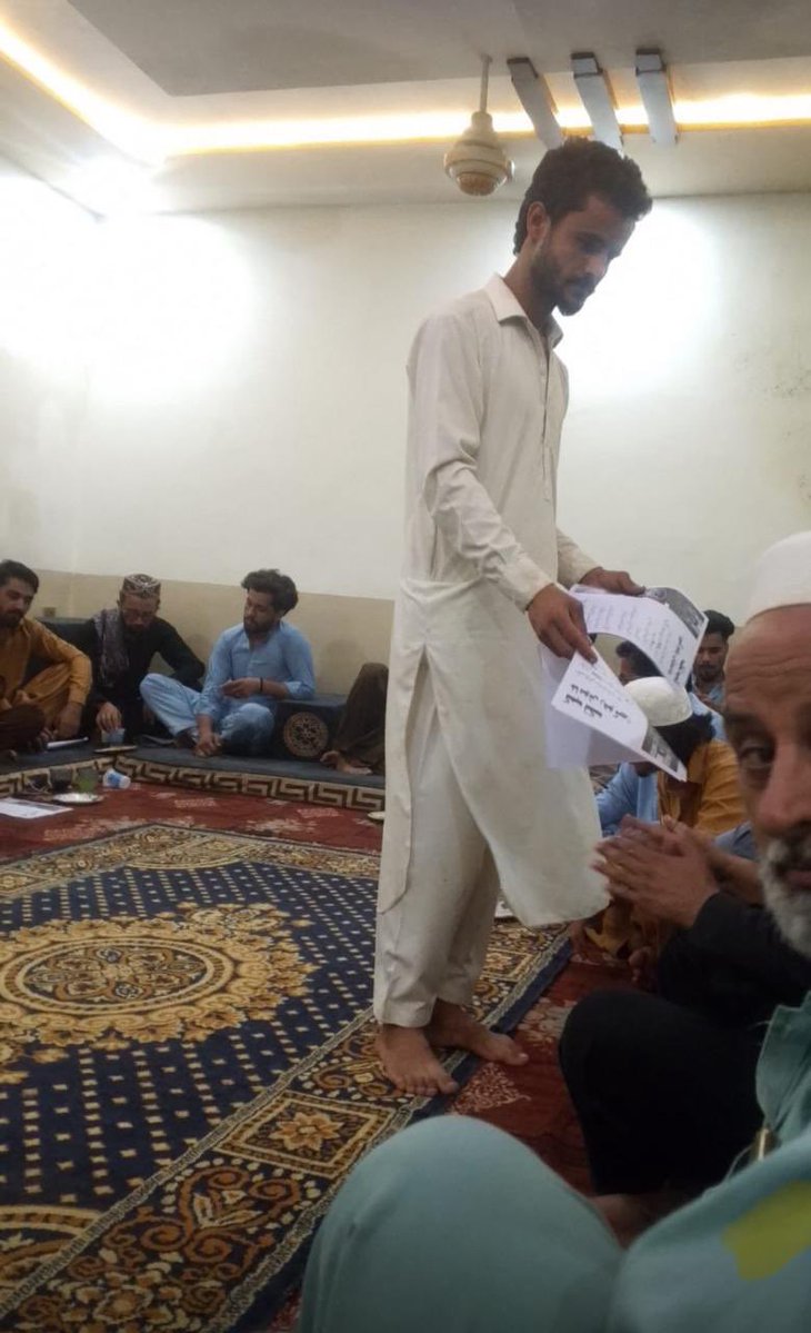 shahbazrajapti's tweet image. ملک نعمان بھائی کی قیادت میں ٹیم عمران خان پی پی 11 کی میٹنگ کا انعقاد کیا گیا۔ 5 اگست تک تحریک کی موبلائزیشن اور ڈور ٹو ڈور مہم کا آغاز کیا گیا۔ چیف آرگنائزر عالیہ حمزہ صاحبہ کی ہدایت کے مطابق ریلیوں اور پروگرامات کا فیصلہ کیا گیا۔
شاباش ملک نعمان بھائی اور ٹیم عمران خان