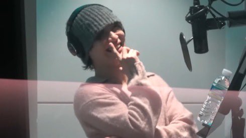 taem_chi_0718's tweet image. テミンのこの癖な感じのポーズ

可愛すぎて本当にスキ♥️

レコーディングでのスタッフさんとの

やり取りもスキ♥️

こういう振る舞いスキ♥️

スタッフさんキュンキュン

だっただろうなぁ✨♡

可愛いの塊すぎてもう困るくらい大好き♥️

#テミン
#태민
#TAEMIN
#WeLoveYouTaemin