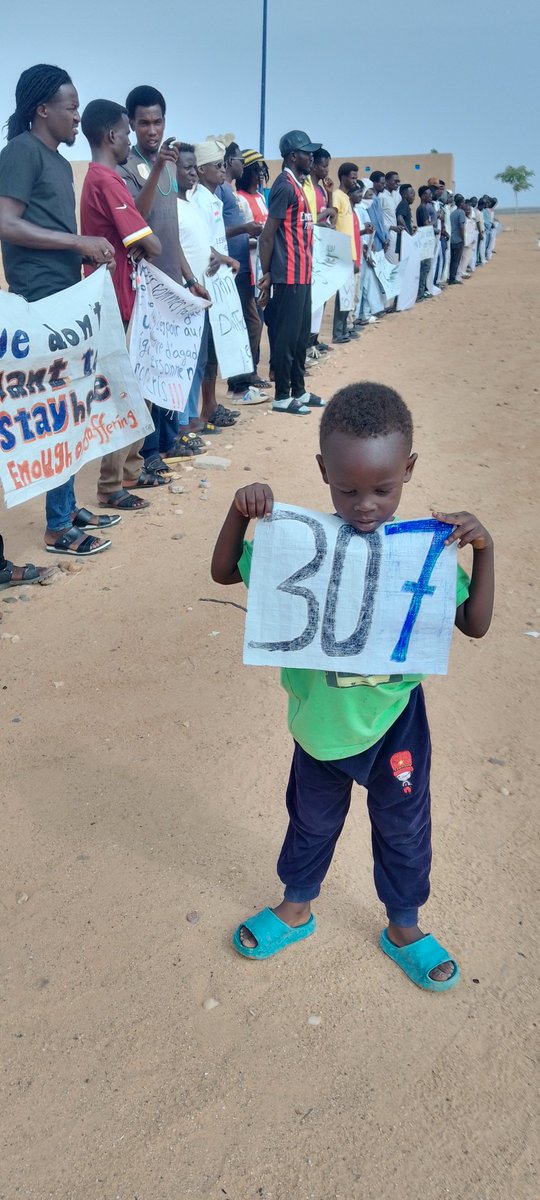 hashim_ha19506's tweet image. 307🔴days
@davide_tommasin @FermentedDream @FocusOnAfricaIt @JFCrisp @paolaup2 @UN @UNGeneva @UNHCRNiger @UNFCCC @Journal_UN_ONU @UNCTAD