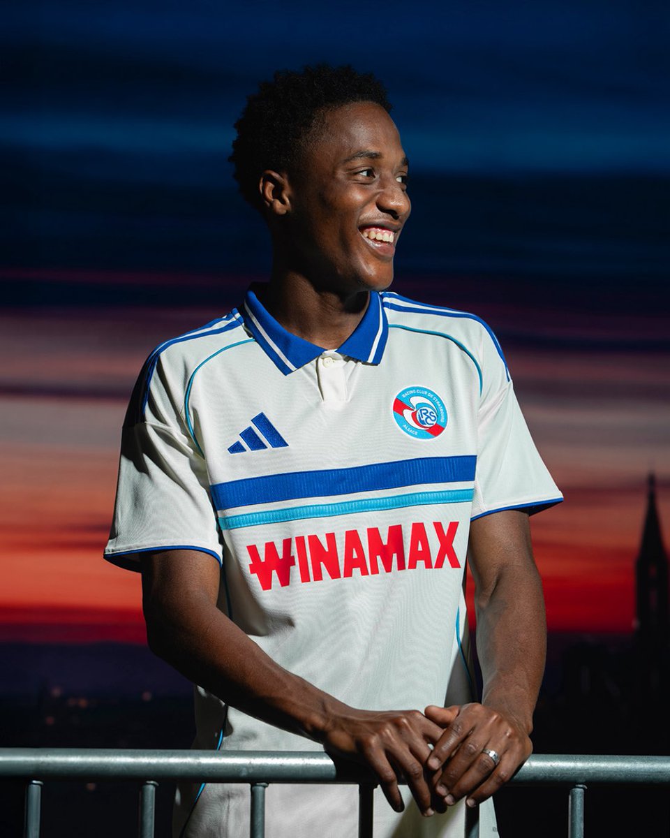 TheShirtUnion's tweet image. ⬜️| @RCSA Away 25/26
Taking inspiration from previous shirts with the banding style design comes @adidasFR modern take on it 🙌