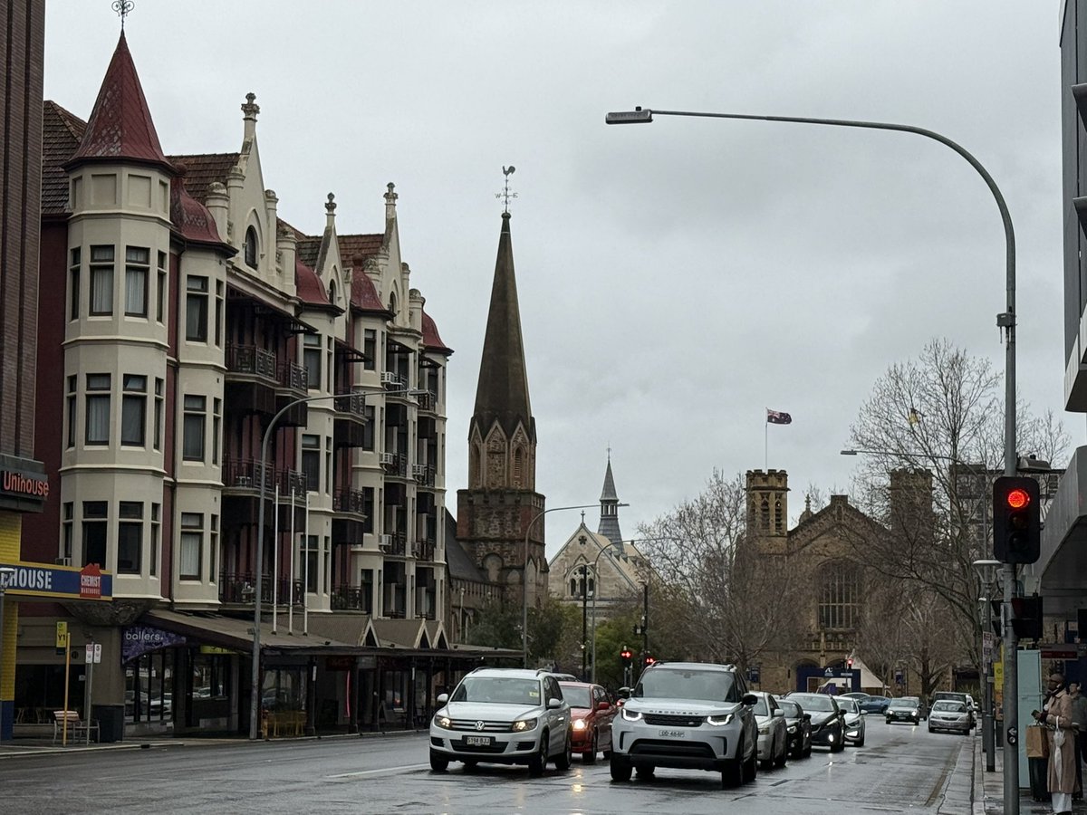 KasselMedia's tweet image. 📍Adelaide, SA
Locals saying it’s the worst weather they’ve had all winter but man this place is majestic