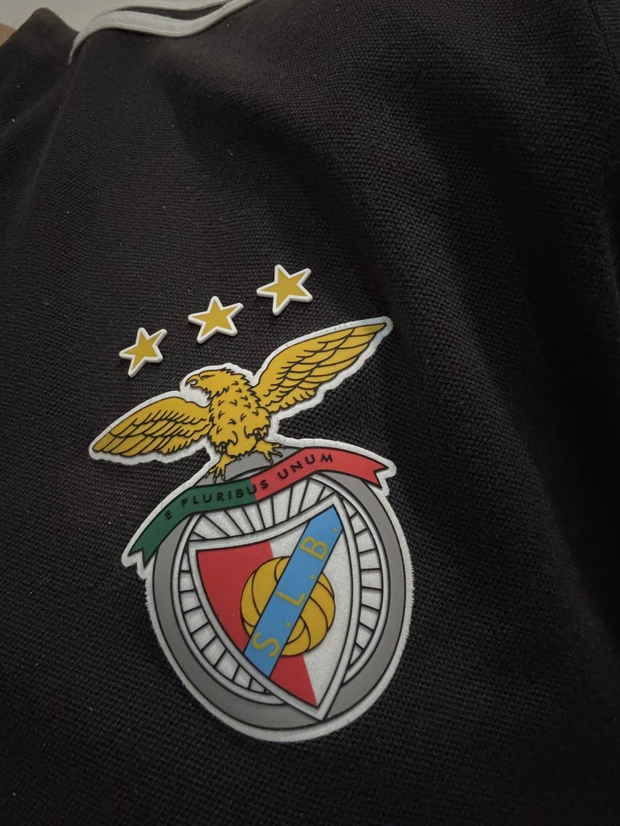 souooliveirawd's tweet image. Infelizmente hoje não vou ao jogo, tive que vir trabalhar, mas vim a rigor, naturalmente.
