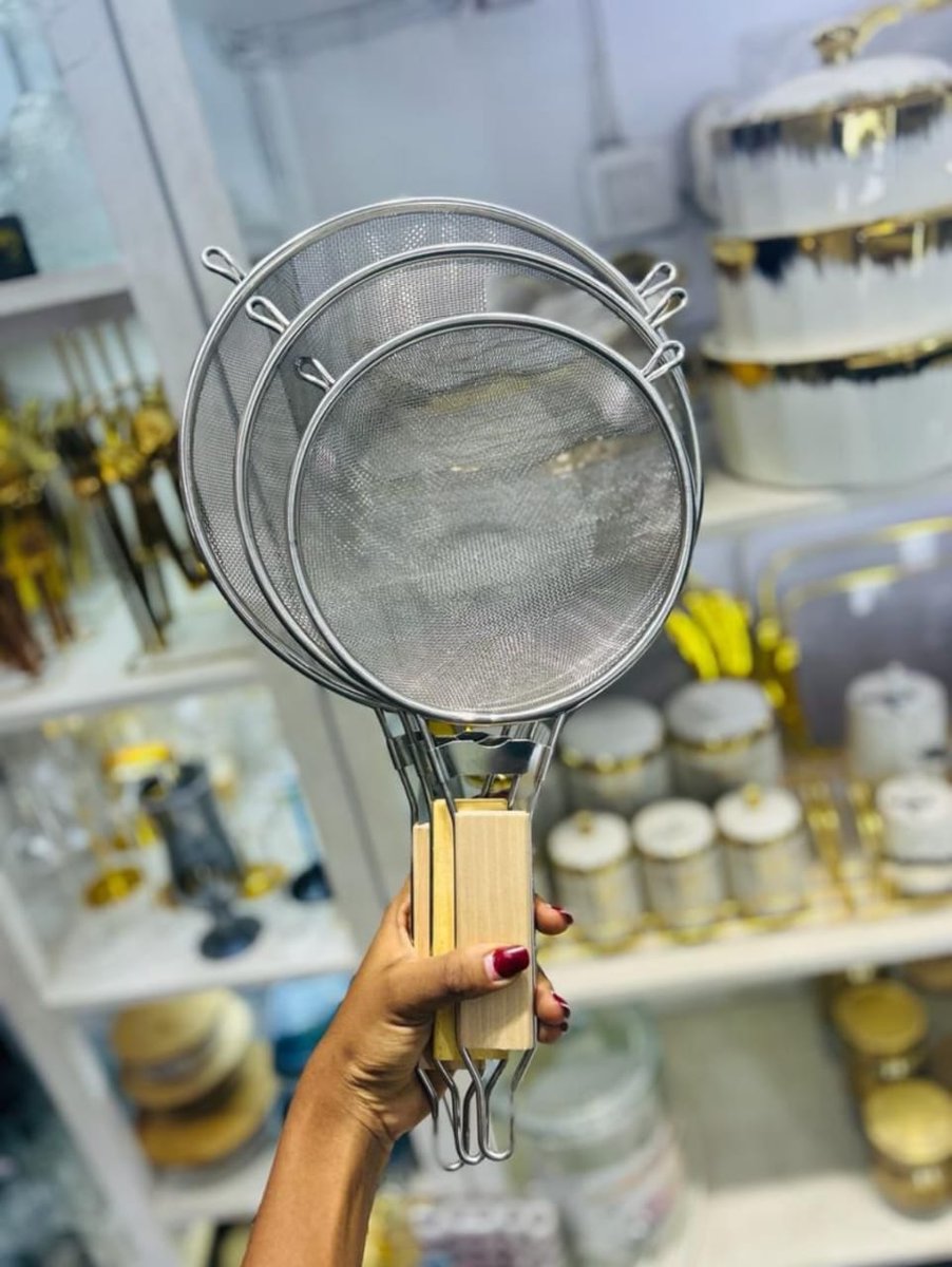 BxHomeStore's tweet image. CHUJIO ZA STEEL SET
→ 3pcs
TSh 22,000/=
#PayLessExpectMore
☎️0754604534 au WhatsApp👇🏽
wa.link/agctt5
@INFLUENCERjr @YourFrenchFry @JeSam0031 @KingPablotz @Thereal_Kabote @iboysean