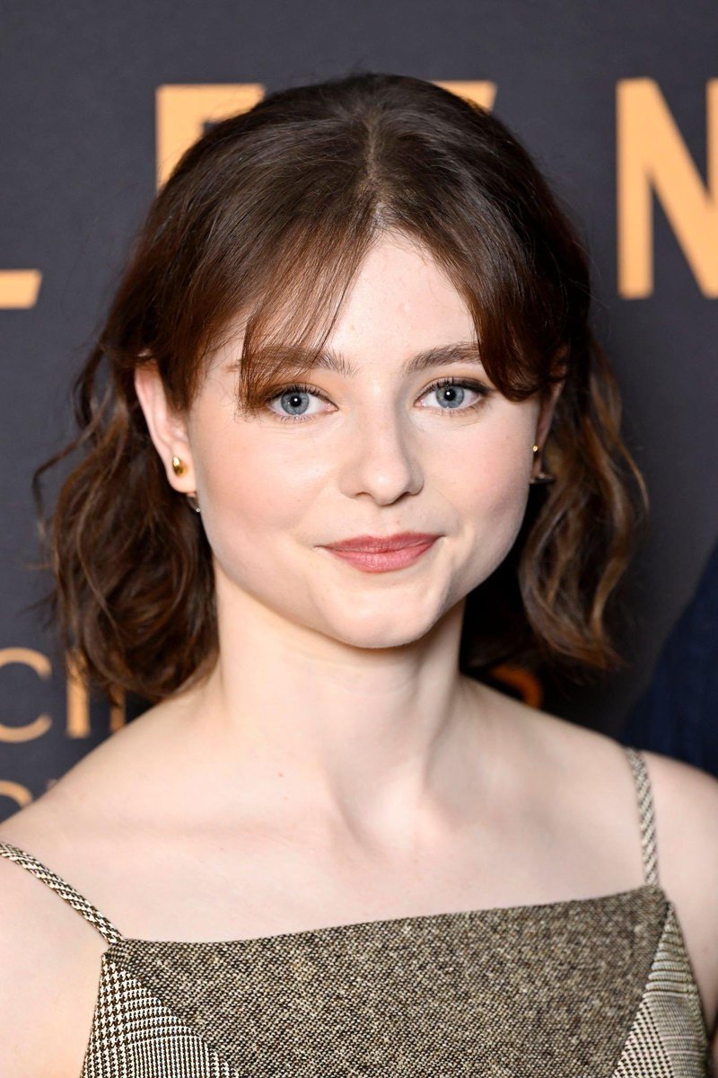 celebcrush4922's tweet photo. Happy Birthday Thomasin McKenzie 🎂🌺
#HappyBirthday #Thomasin #McKenzie #ThomasinMcKenzie https://t.co/pxSxVh1h2K