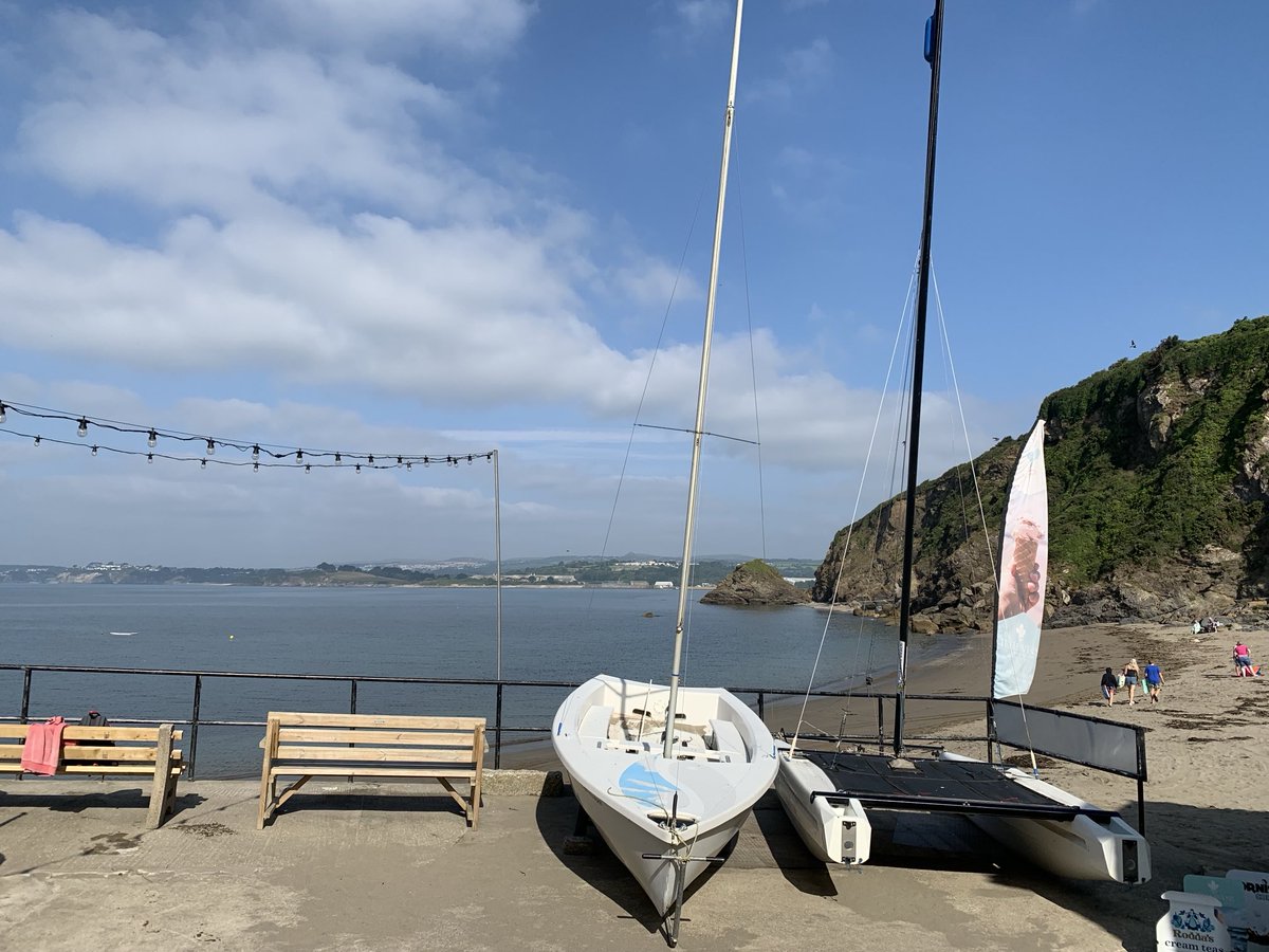 PatWilliams18's tweet image. A lovely walk through the wood and down into Polkerris yesterday #Polkerris #Cornwall #LoveCornwall