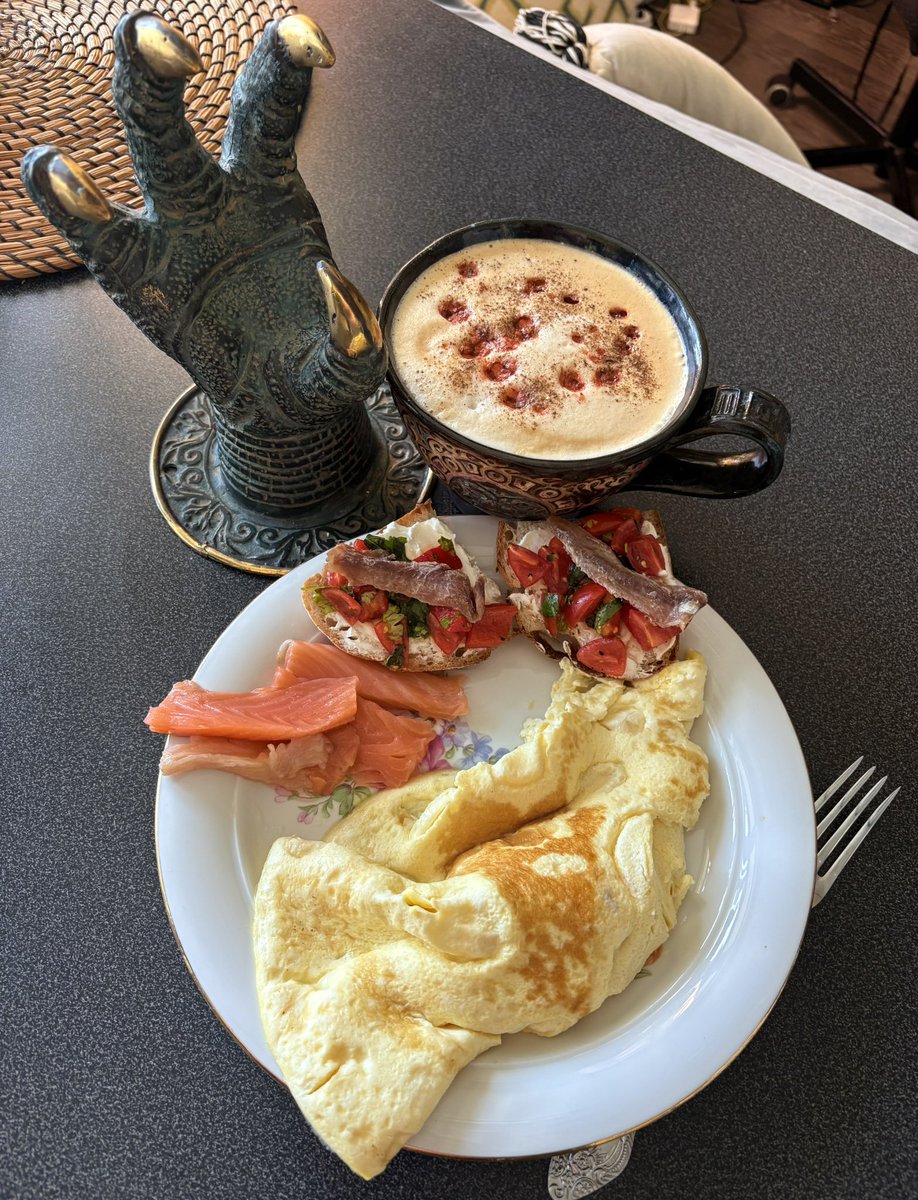 Пойдемте завтракать