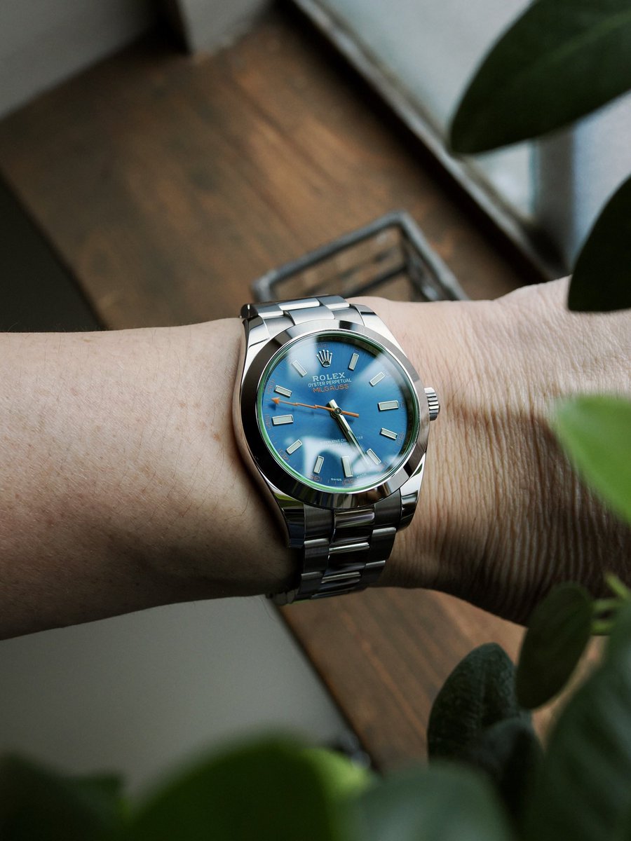 VbkVhq2ifuU4LEt's tweet photo. 外から雨の��い。
今日は久しぶりにZ-Blue.
#MILGAUSS
#Zblue https://t.co/NoSxi2yyTj