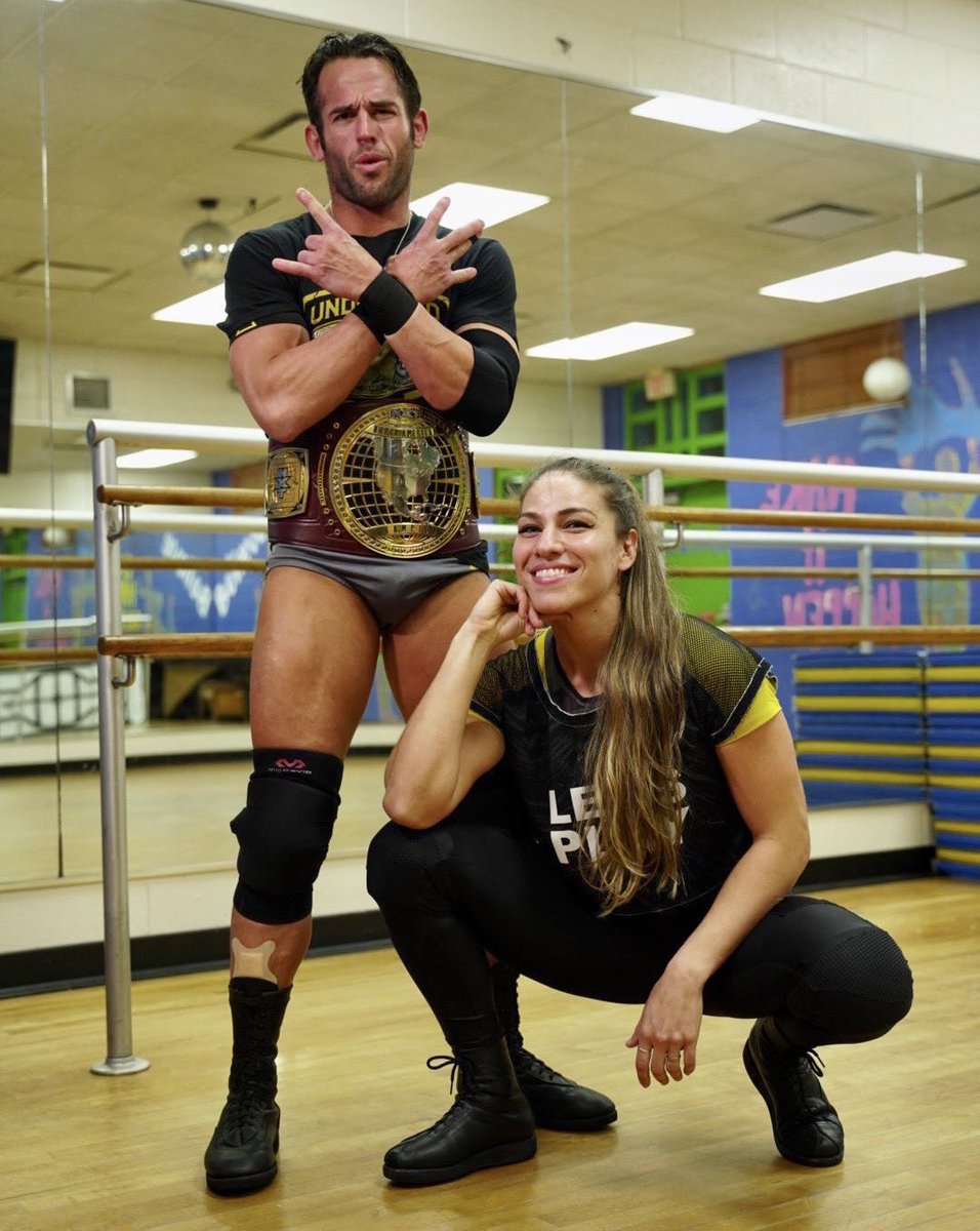 Chupacabra_01's tweet image. 🎂Happy Birthday to Roderick Strong! @roderickstrong #RoderickStrong #AEW #Paragon #UndisputedKingdom #UndisputedEra #DiamondMine #NXT #ROH #WWE #ECW #NWA #WCW #TNA #MLW #LuchaLibreAAA #CMLL #NewJapan #NJPW #ProWrestlingNoah #AJPW