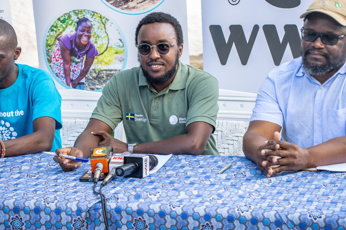 WetlandsIntEA's tweet image. 🌍 Happy #WorldMangroveDay!
Celebrations are underway in Kilifi with a milestone MoU signing by GMA Kenya Chapter — a big boost for community-led mangrove restoration!
More in store as we honour these Coastal Superheroes safeguarding shores & livelihoods. 🌿💙
📸 #IDCME2025