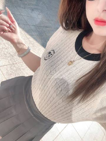 pmoss313's tweet photo. 总说我嘴硬 不亲一下你怎么知道 https://t.co/BdNaRegVXa