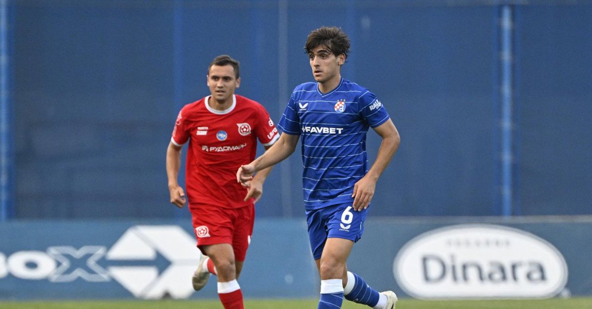 TheCroatianLad's tweet image. Gonzalo Villar explains one of the main reasons he joined Dinamo:
"A huge motivation for me was the Europa League, it was an important factor in my decision. I'm also happy to have Raul Torrente in the dressing room, a guy from my region, which makes my adjustment much easier."