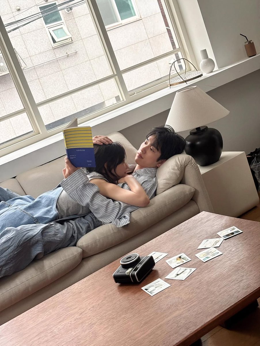 Dearest_Daphne's tweet image. these two are so generous with the photos and I'm so grateful and happy that they are enjoying the moment the way we all are